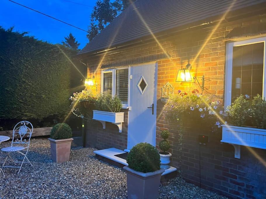 Boutique Style Self Contained Annexe With Garden Apartment Mursley ภายนอก รูปภาพ